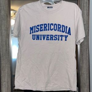 College T shirt